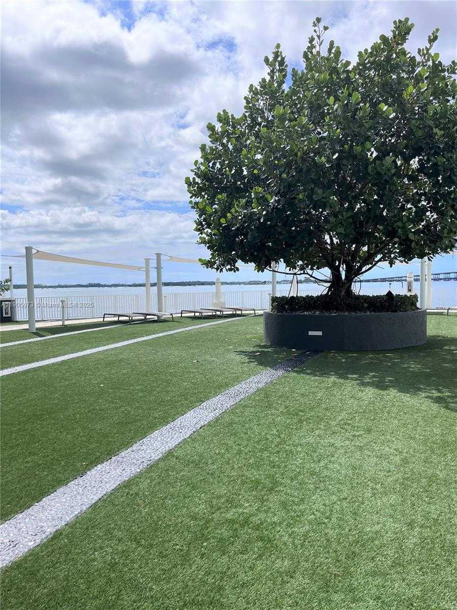 Small Image of 200 SOUTH EAST 15TH RD #6A, Miami Number 12