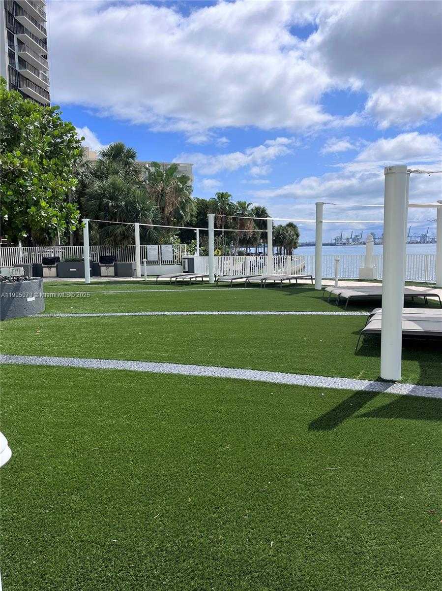 Small Image of 200 SOUTH EAST 15TH RD #6A, Miami Number 14