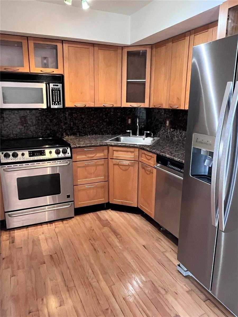 Small Image of 200 SOUTH EAST 15TH RD #6A, Miami Number 3