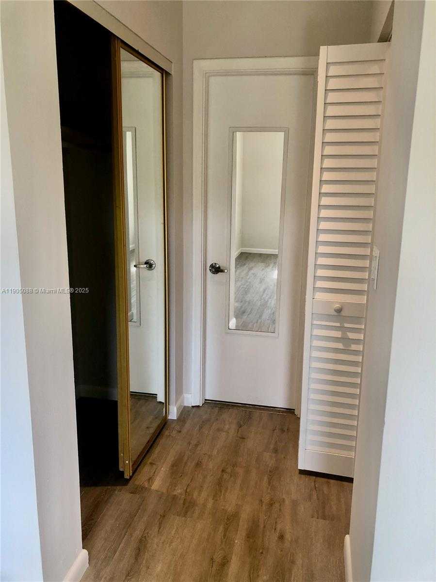 Small Image of 7825 CAMINO REAL #J-206, Miami Number 12