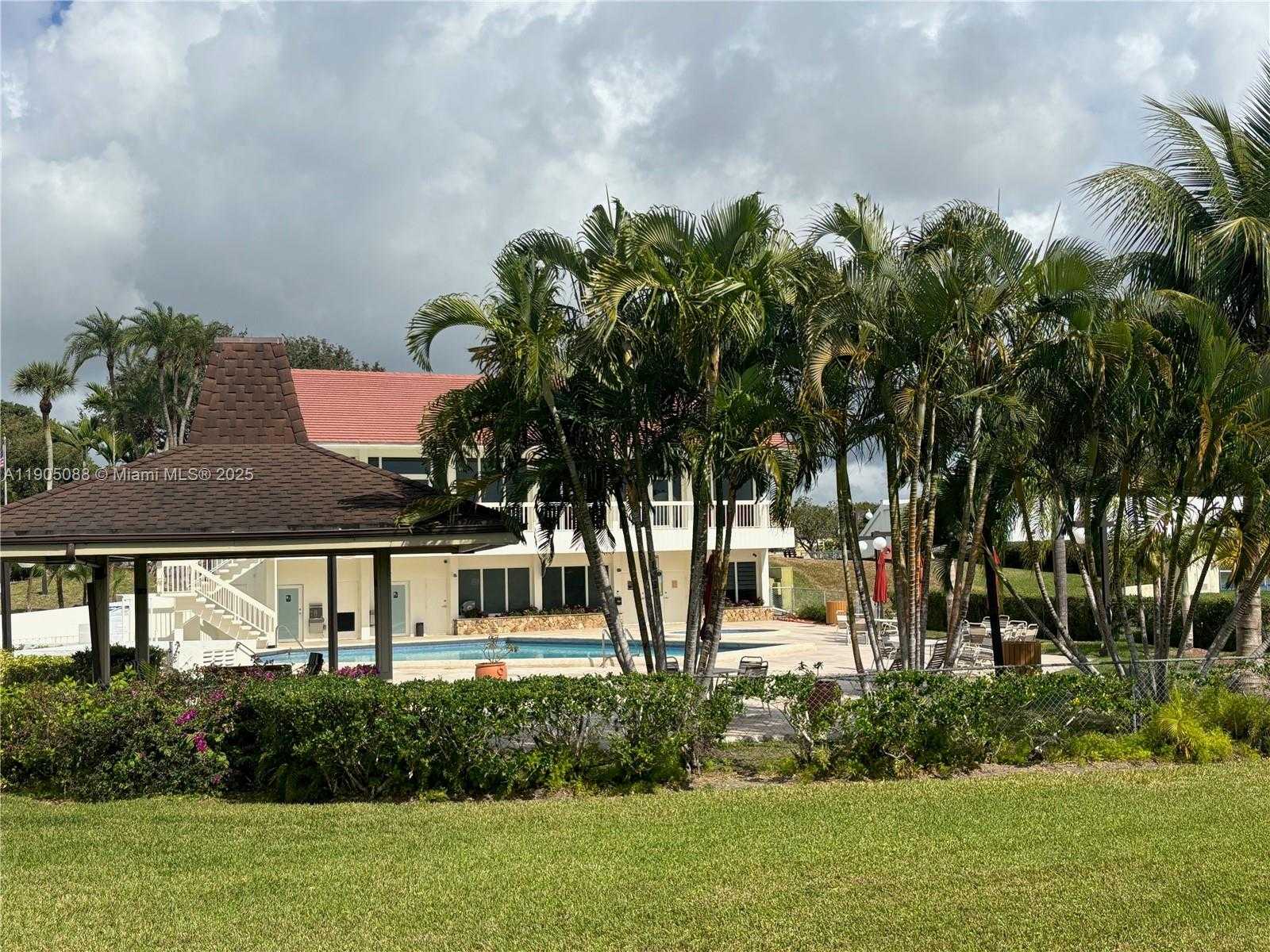 Small Image of 7825 CAMINO REAL #J-206, Miami Number 23