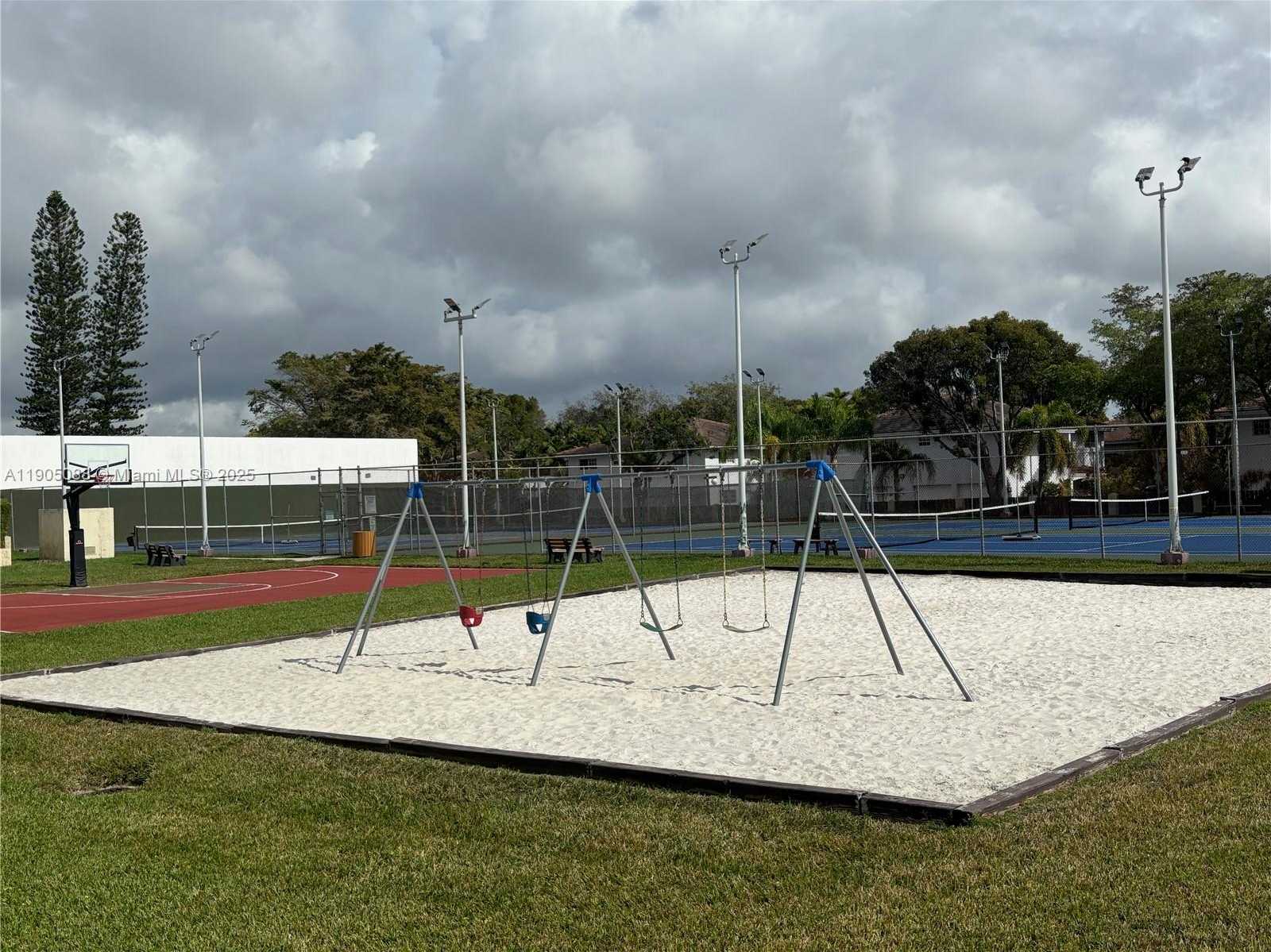 Small Image of 7825 CAMINO REAL #J-206, Miami Number 25