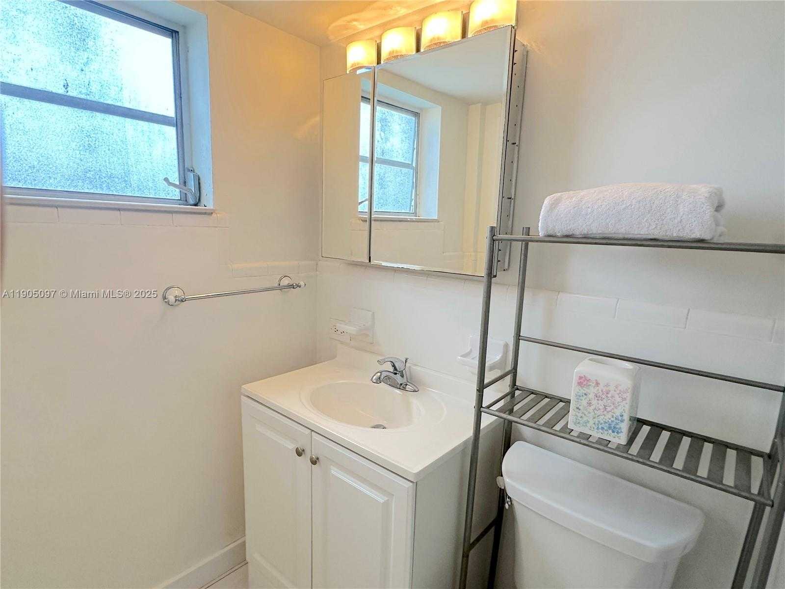 Small Image of 9700 EAST BAY HARBOR DR #408, Bay Harbor Islands Number 16