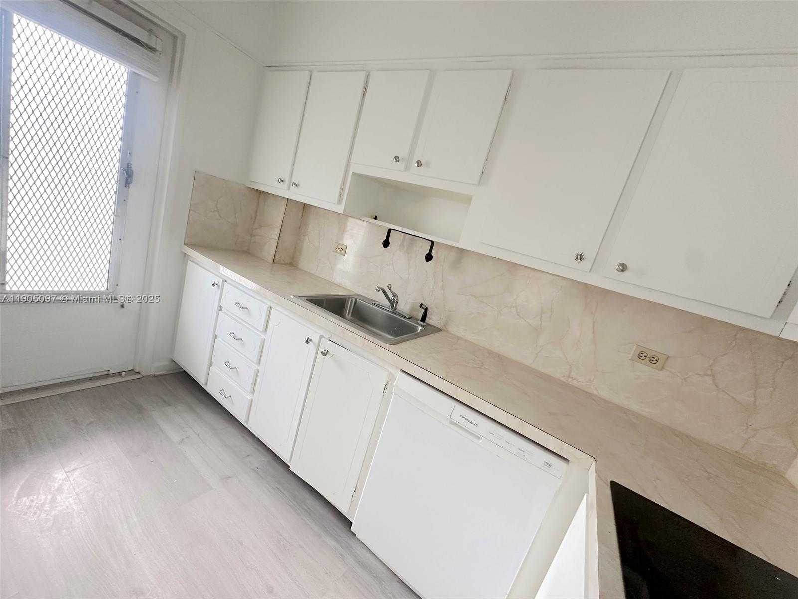 Small Image of 9700 EAST BAY HARBOR DR #408, Bay Harbor Islands Number 20