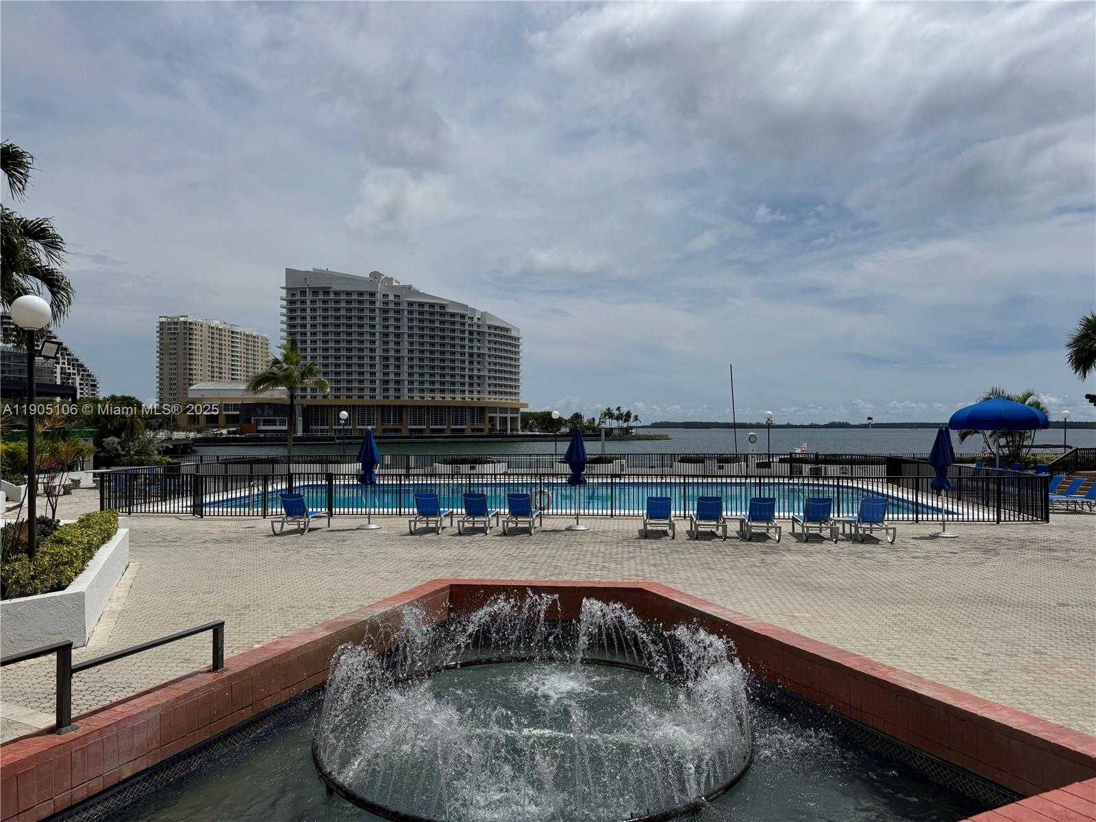 Small Image of 825 BRICKELL BAY DR #1549, Miami Number 14