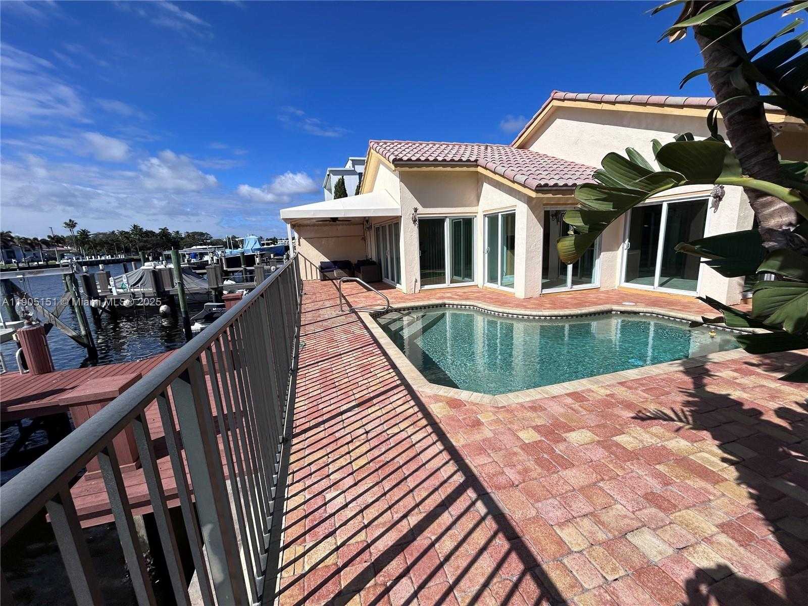 Small Image of Delray Beach Number 37