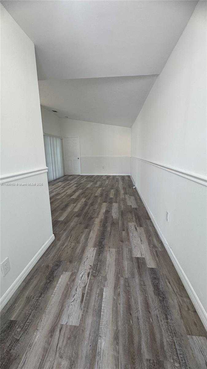 Small Image of 11434 SOUTH WEST 185TH ST, Miami Number 2