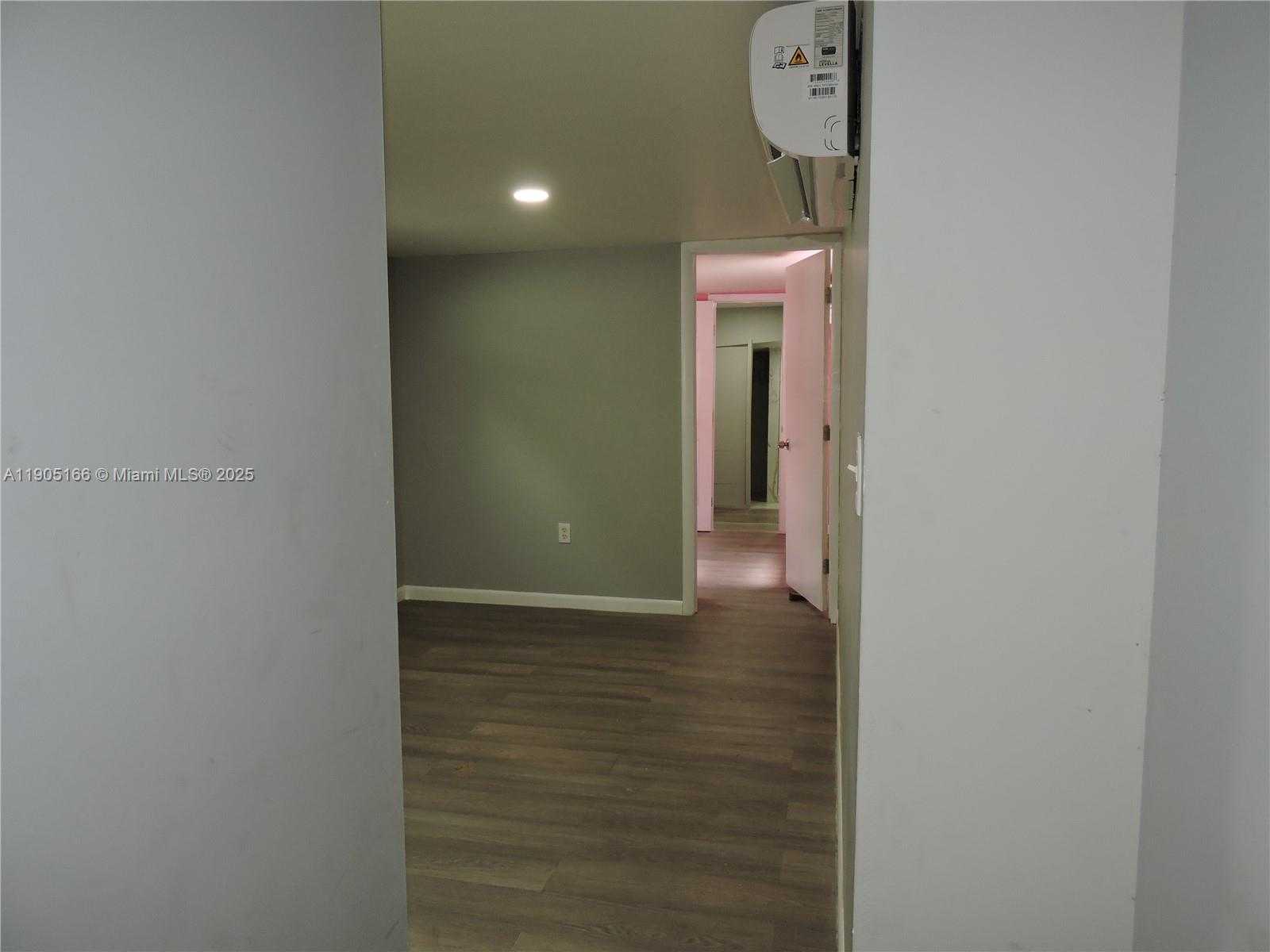 Small Image of 681 NORTH EAST 3RD PL #5, Hialeah Number 6