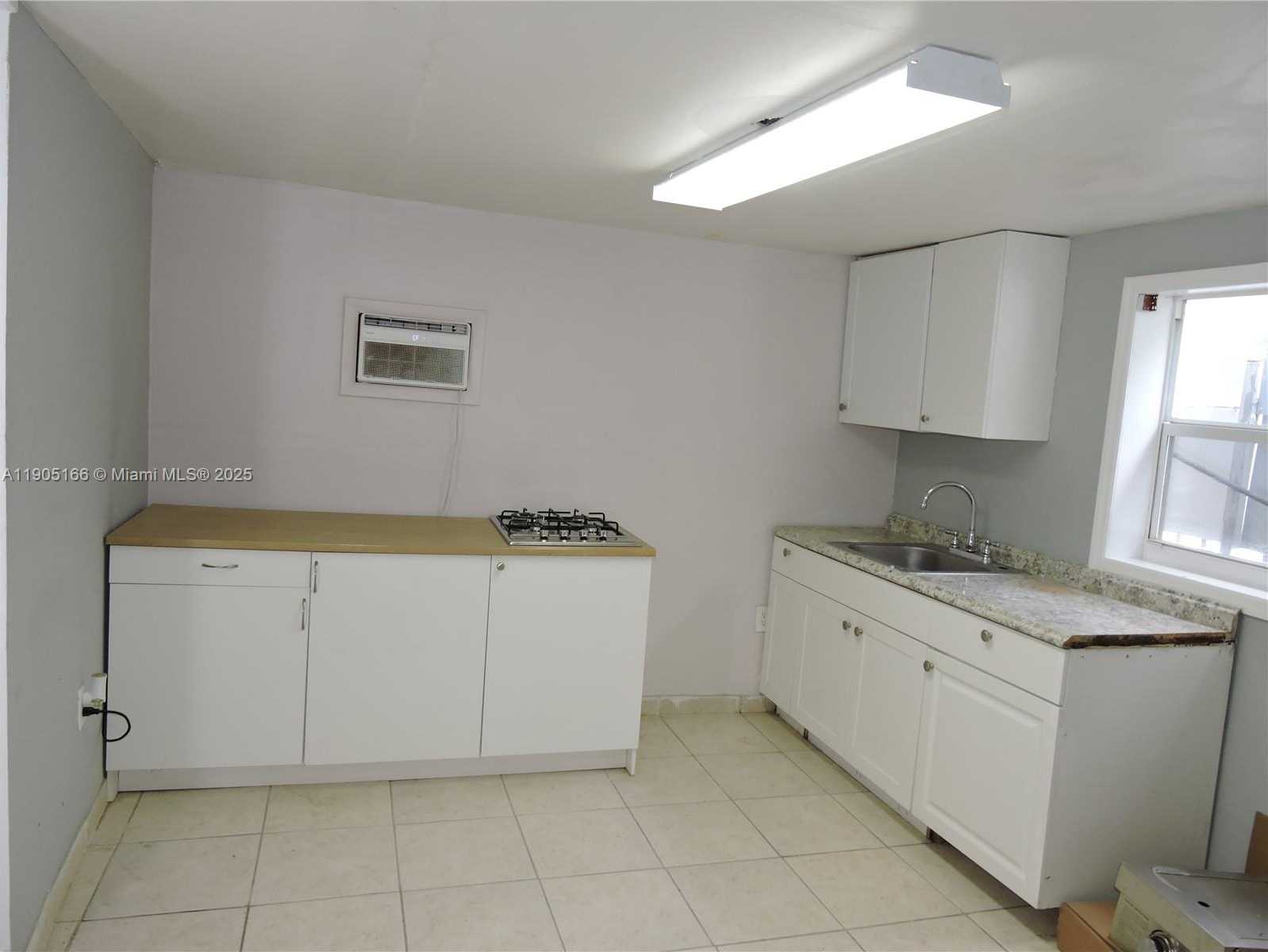 Small Image of 681 NORTH EAST 3RD PL #5, Hialeah Number 7