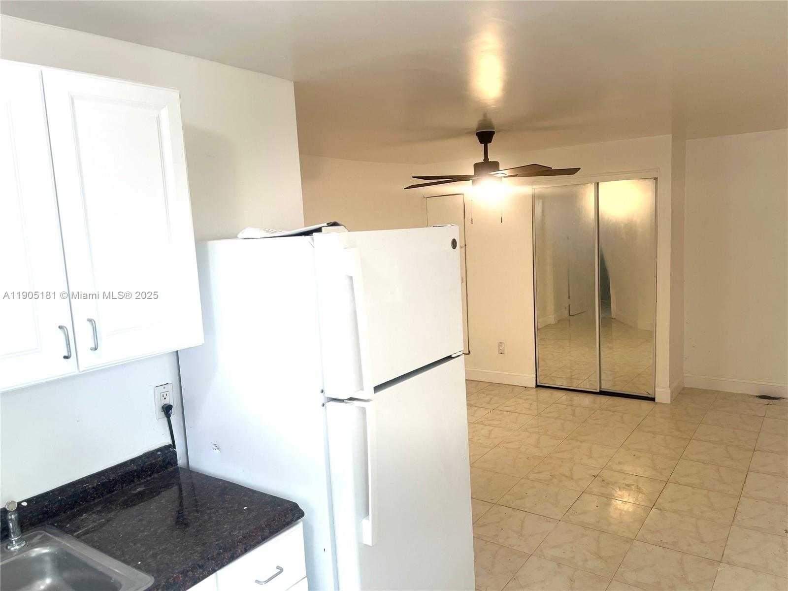 Small Image of 2127 CLEVELAND ST #REAR, Hollywood Number 13