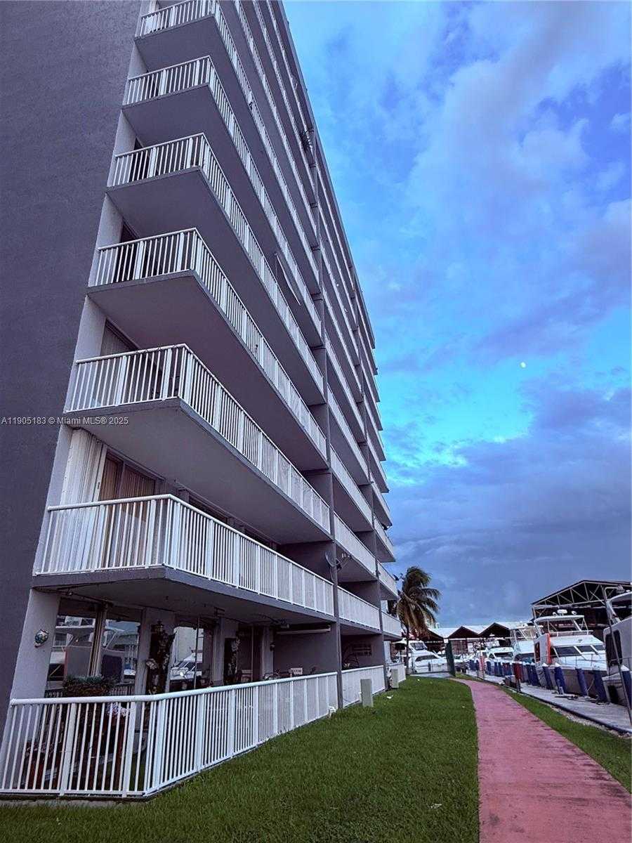 Small Image of 1800 NORTH WEST 24TH AVE #1019, Miami Number 13