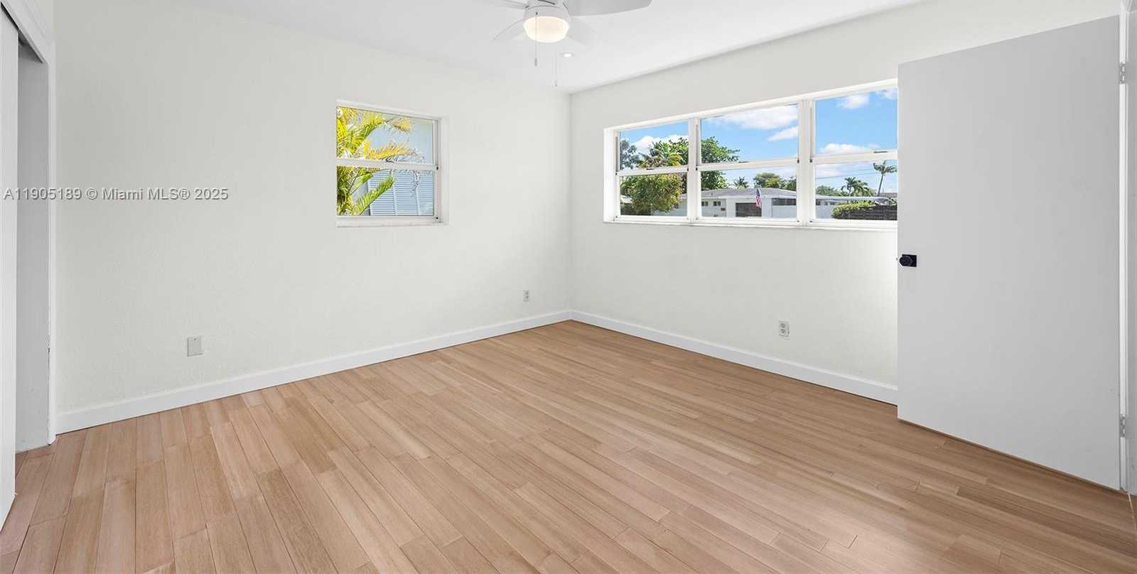 Small Image of 9411 JAMAICA DR, Cutler Bay Number 13