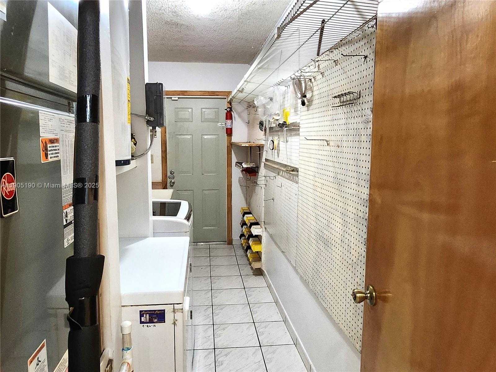 Small Image of 2231 SOUTH WEST 14TH ST #2231, Miami Number 9