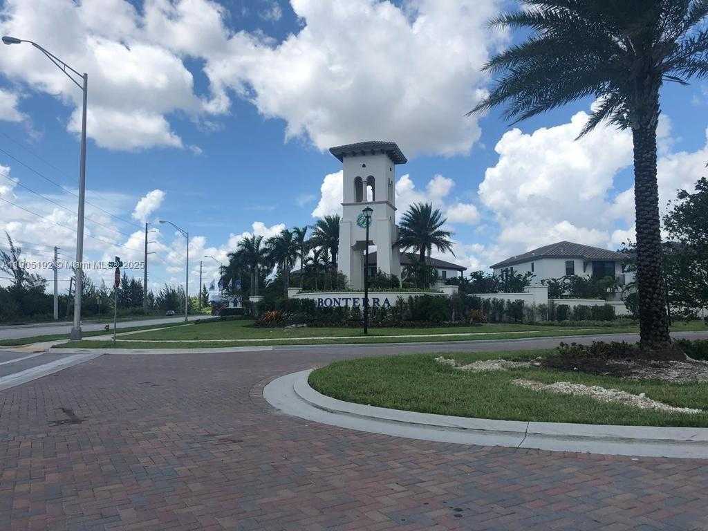 Small Image of 9824 WEST 34TH CT #9824, Hialeah Number 5