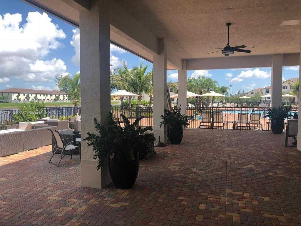 Small Image of 9824 WEST 34TH CT #9824, Hialeah Number 6