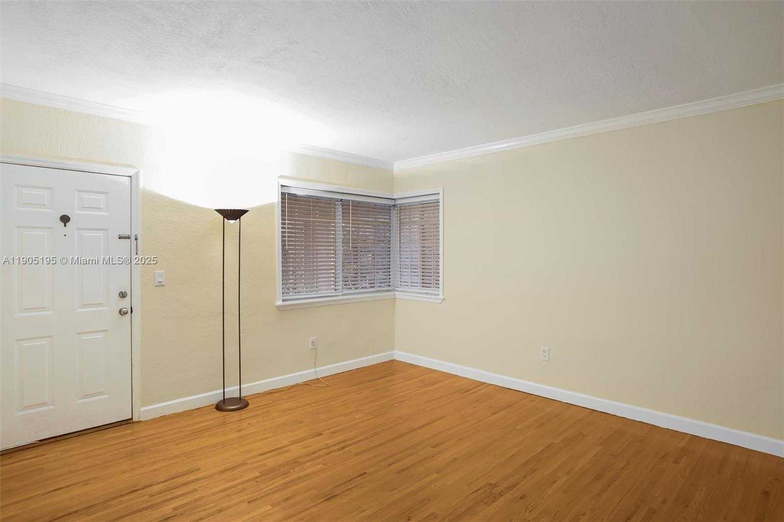 Small Image of 45 ANTILLA AVE #3K, Coral Gables Number 10