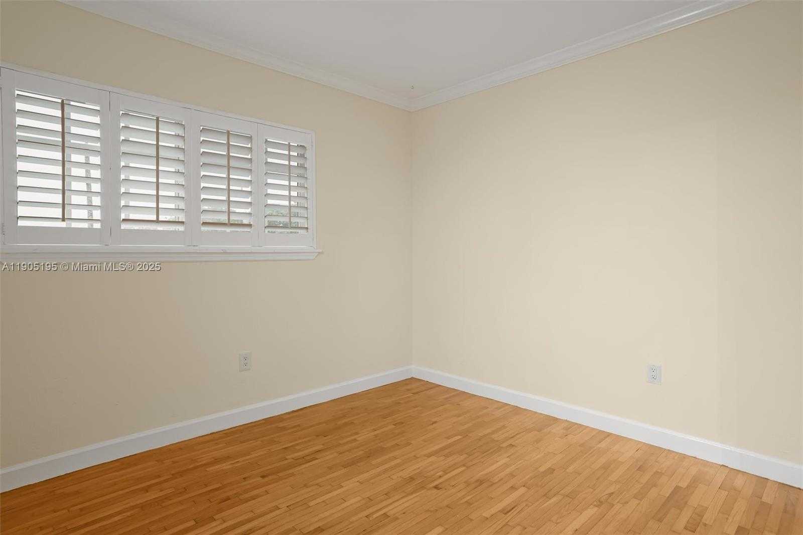 Small Image of 45 ANTILLA AVE #3K, Coral Gables Number 16