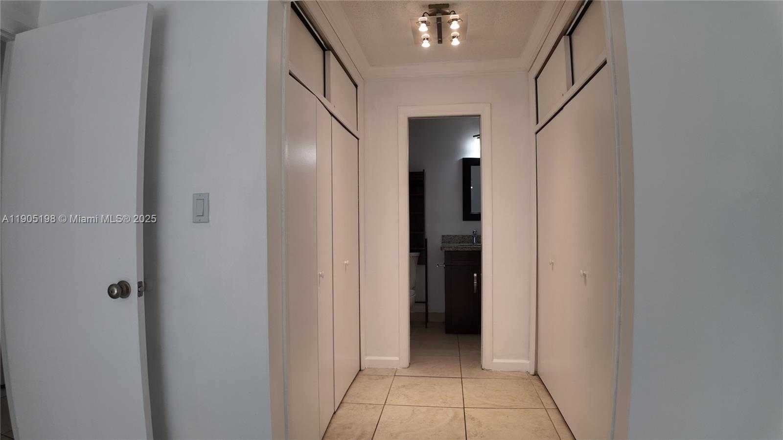 Small Image of 3326 FARRAGUT ST #6F, Hollywood Number 28