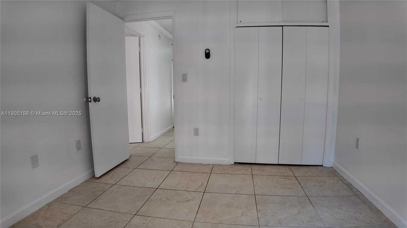 Small Image of 3326 FARRAGUT ST #6F, Hollywood Number 40