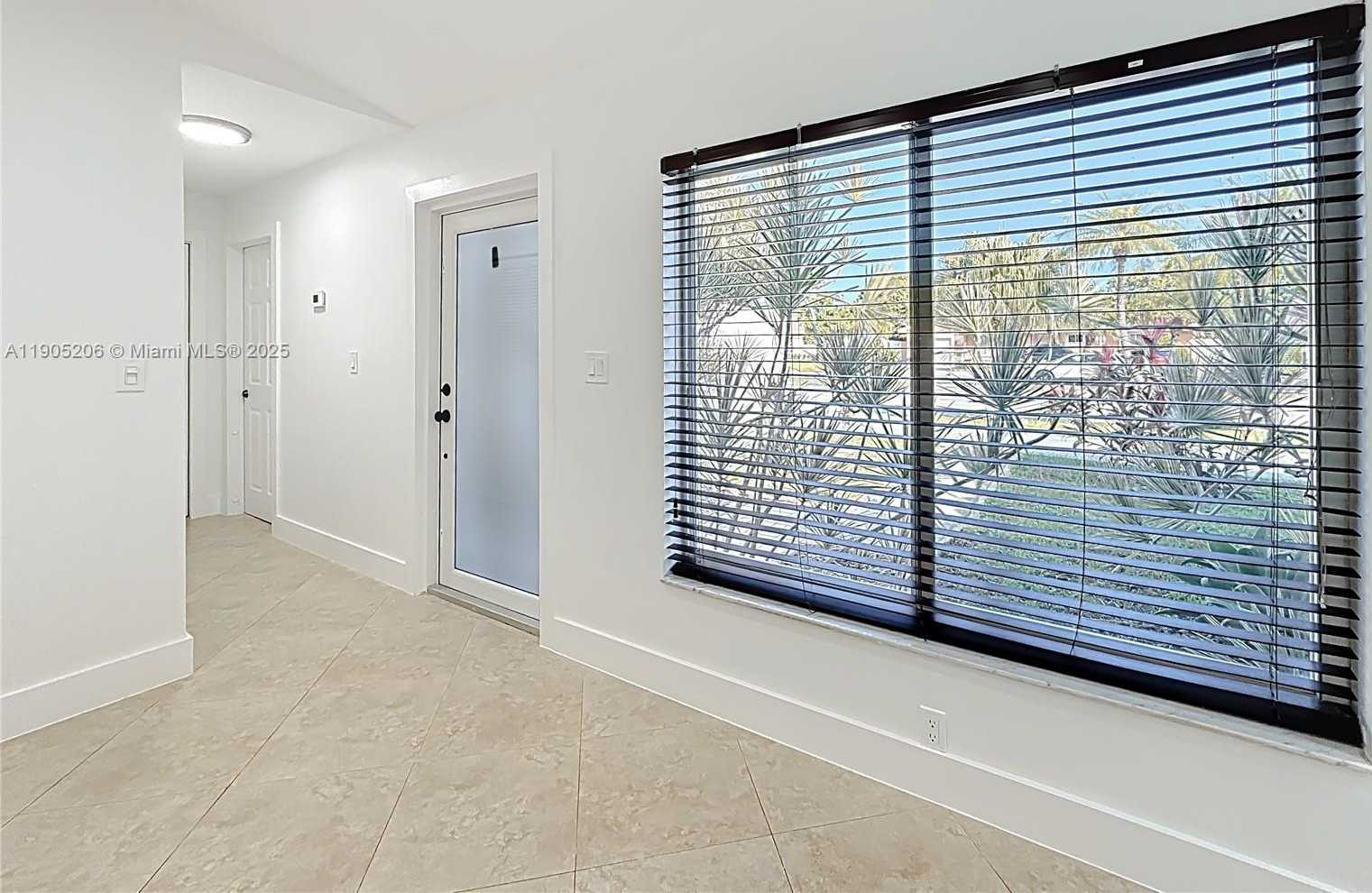 Small Image of 5874 NORTH WEST 199TH ST, Hialeah Number 13