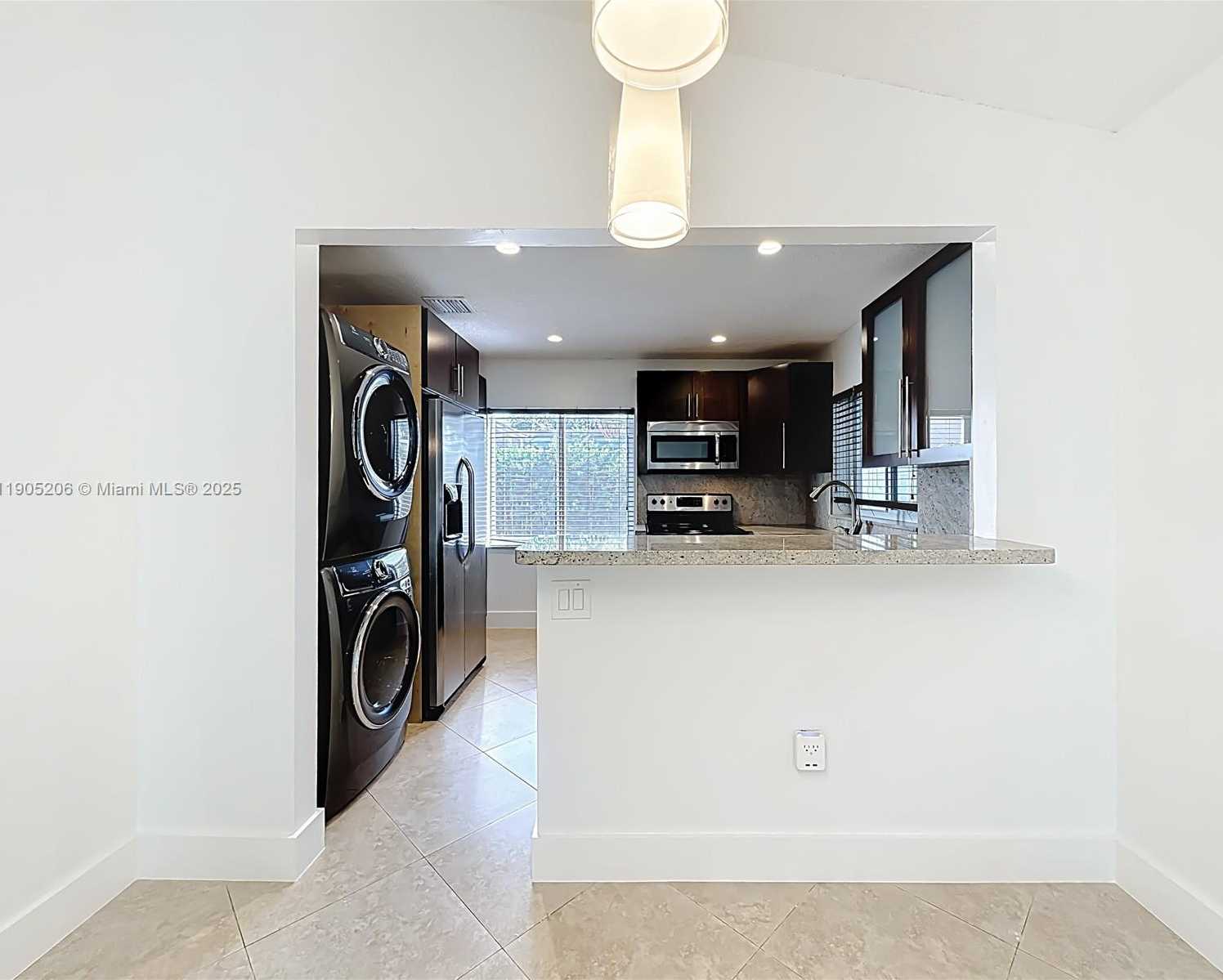 Small Image of 5874 NORTH WEST 199TH ST, Hialeah Number 17