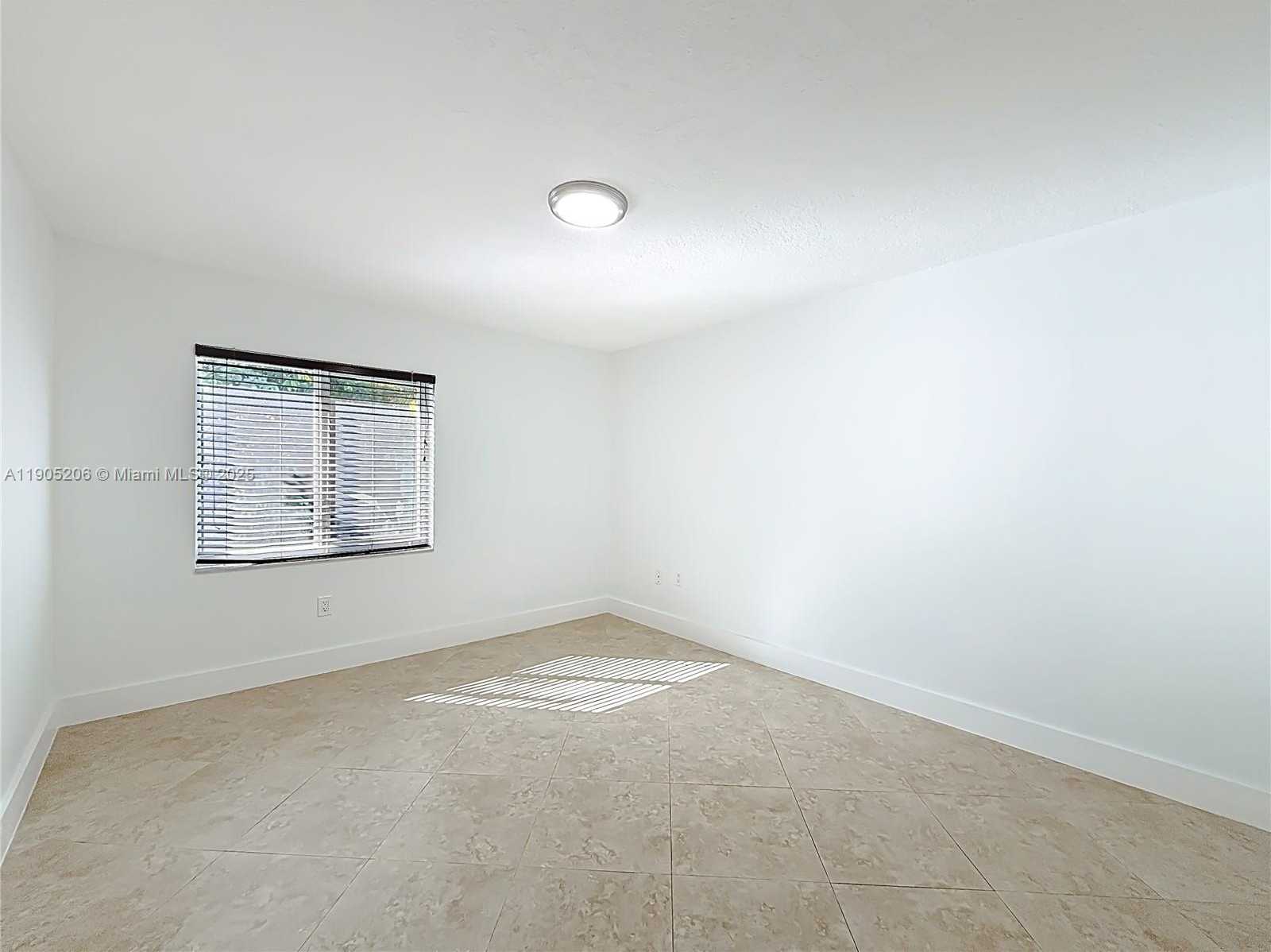 Small Image of 5874 NORTH WEST 199TH ST, Hialeah Number 26