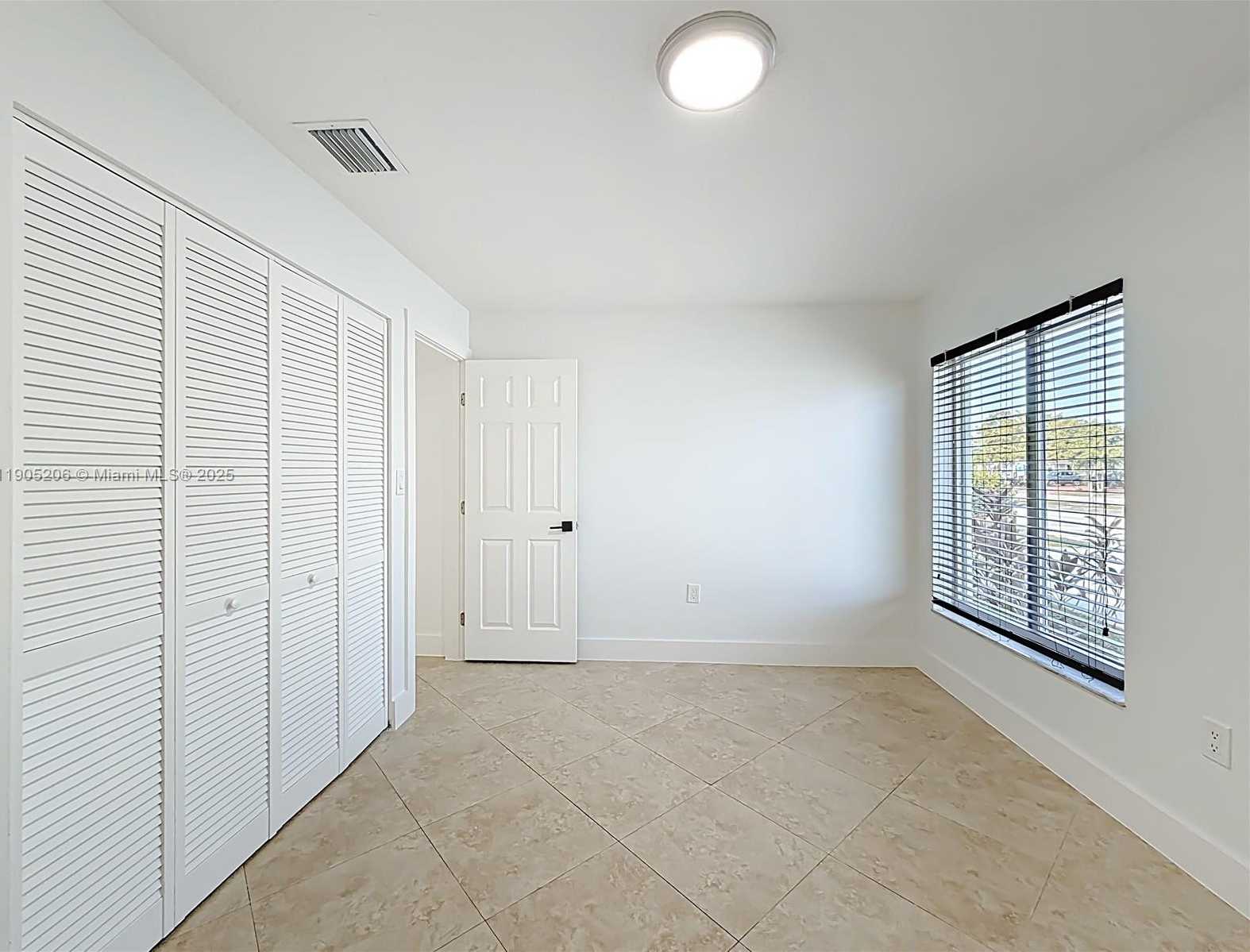 Small Image of 5874 NORTH WEST 199TH ST, Hialeah Number 31