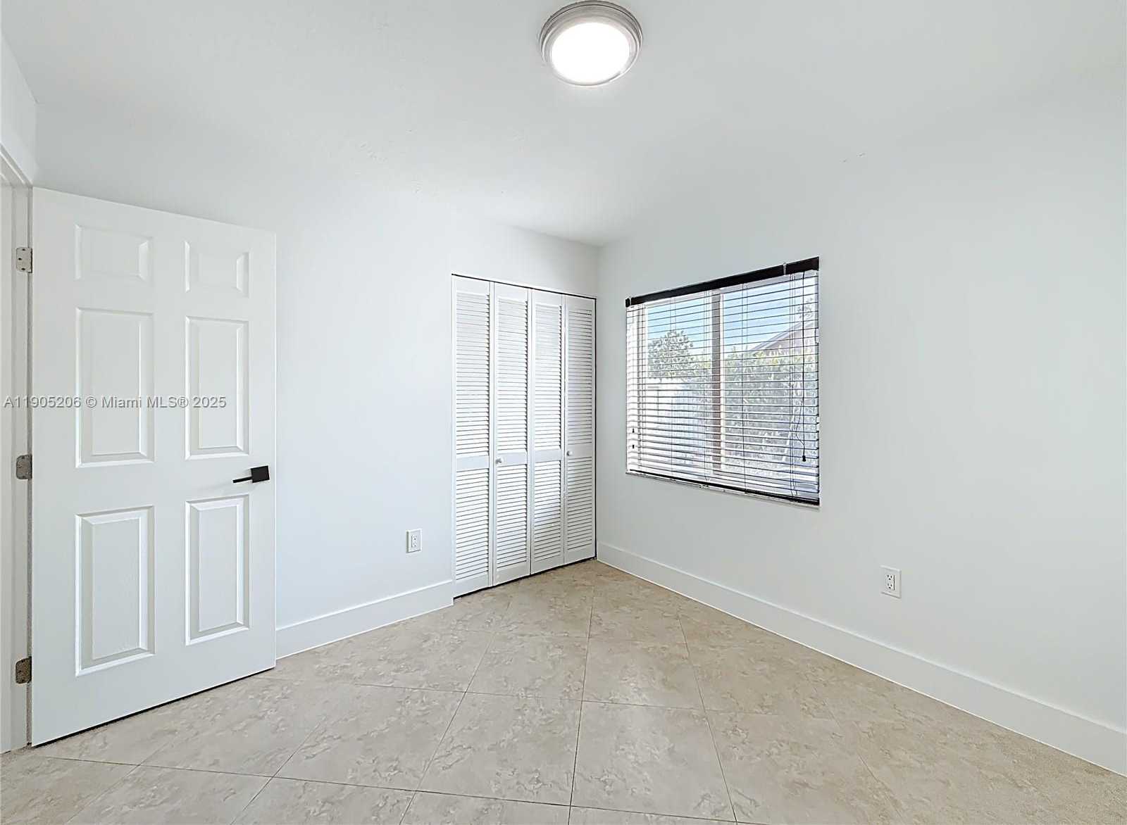 Small Image of 5874 NORTH WEST 199TH ST, Hialeah Number 34