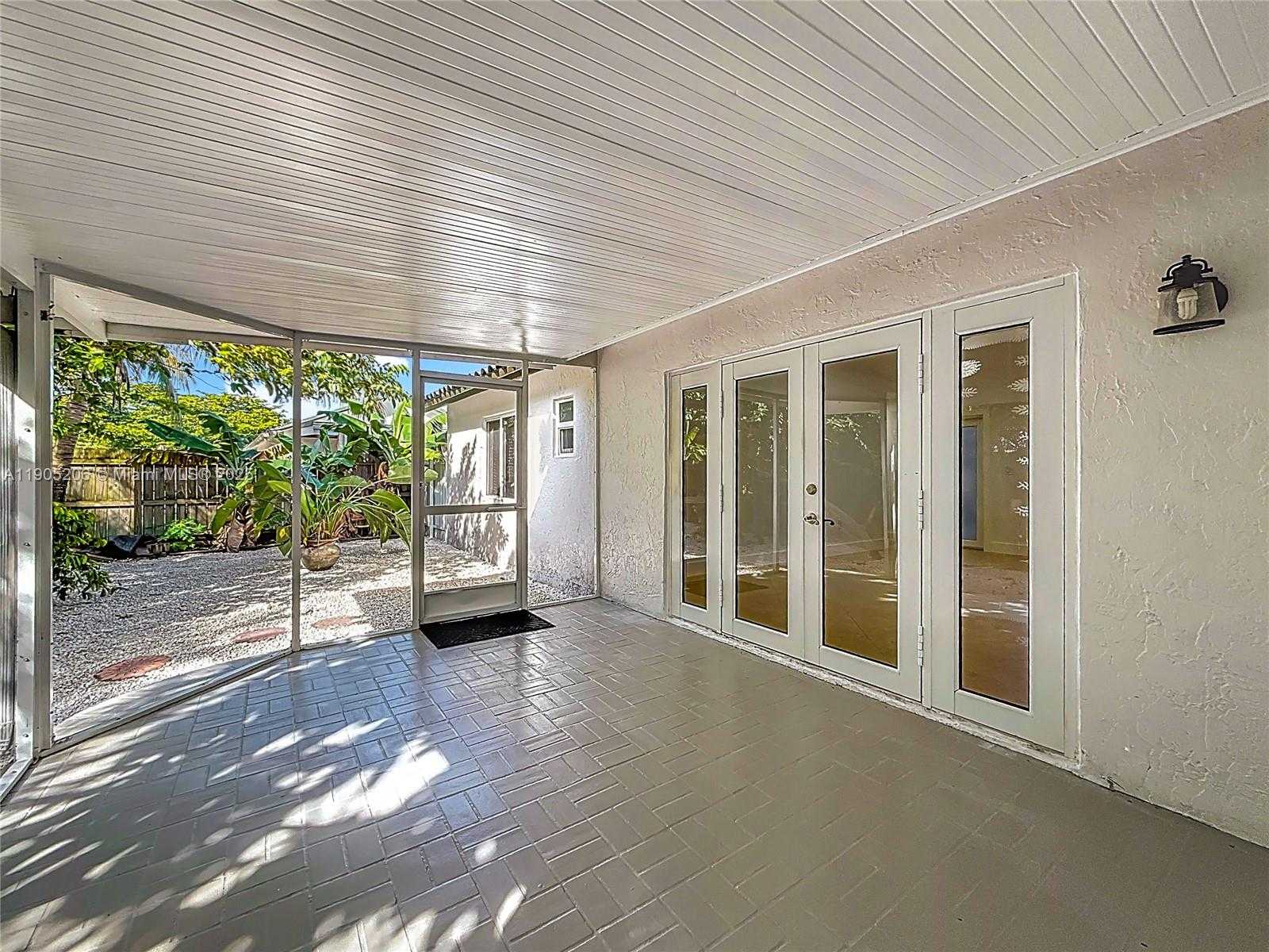 Small Image of 5874 NORTH WEST 199TH ST, Hialeah Number 37