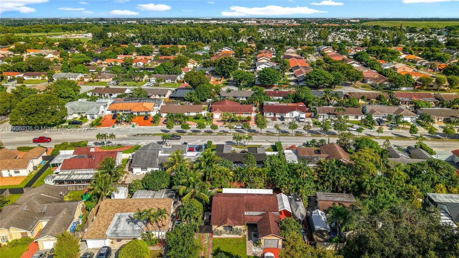 Small Image of 5874 NORTH WEST 199TH ST, Hialeah Number 50