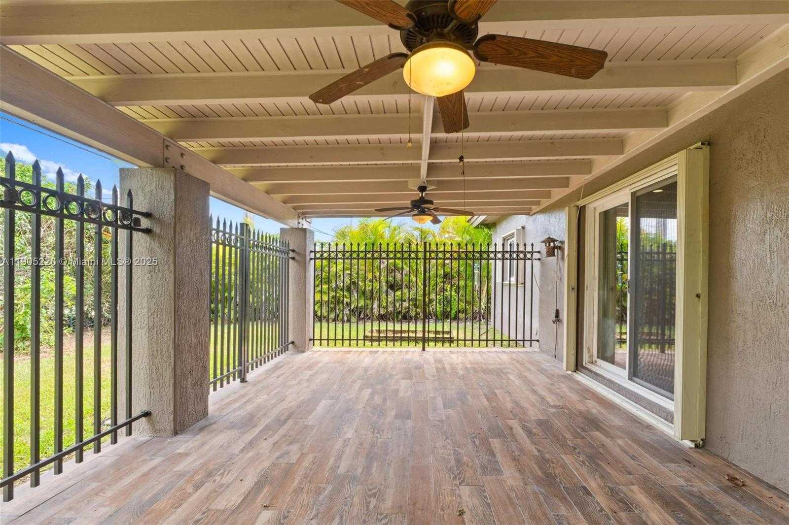 Small Image of 13383 SOUTH WEST 268TH TER #13383, Homestead Number 38