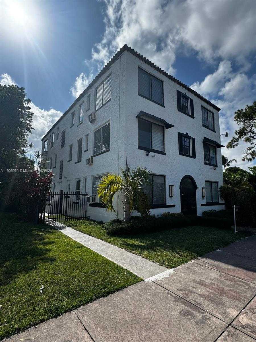 Small Image of 444 PONCE DE LEON BLVD #9, Coral Gables Number 15