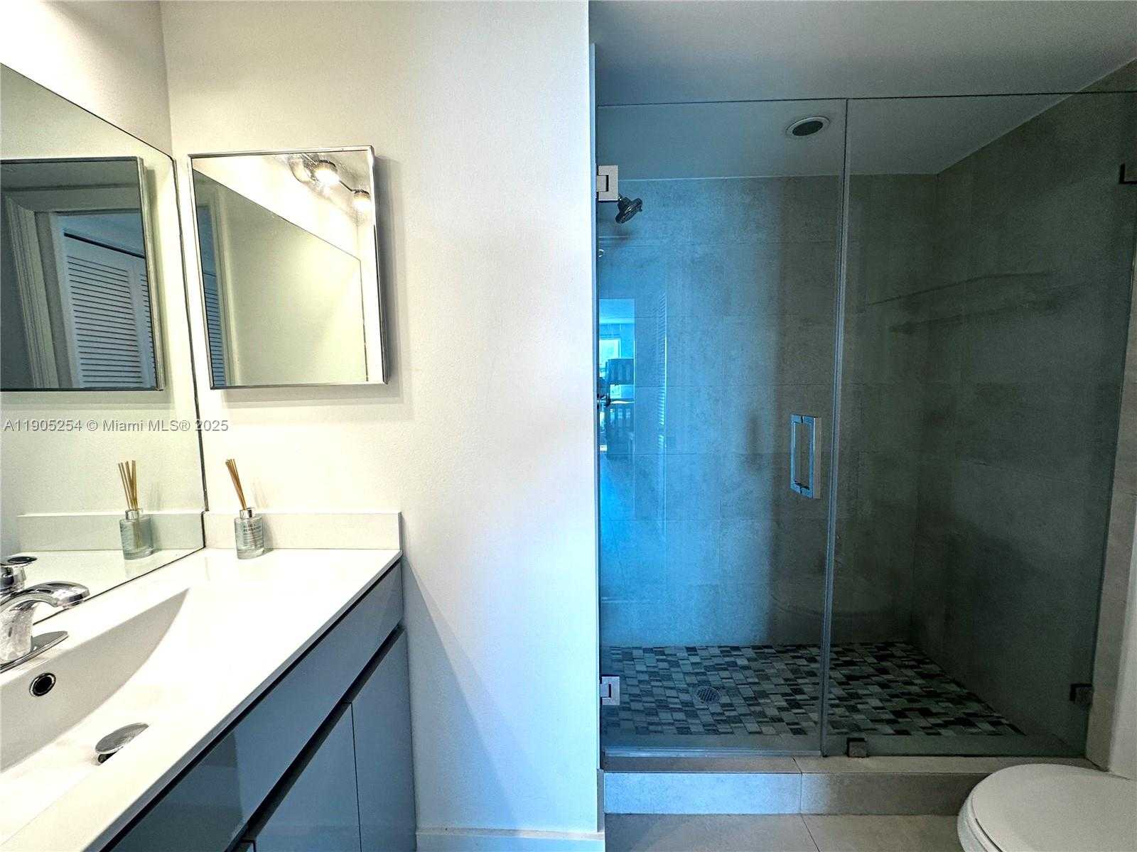 Small Image of 90 ALTON RD #1804, Miami Beach Number 19