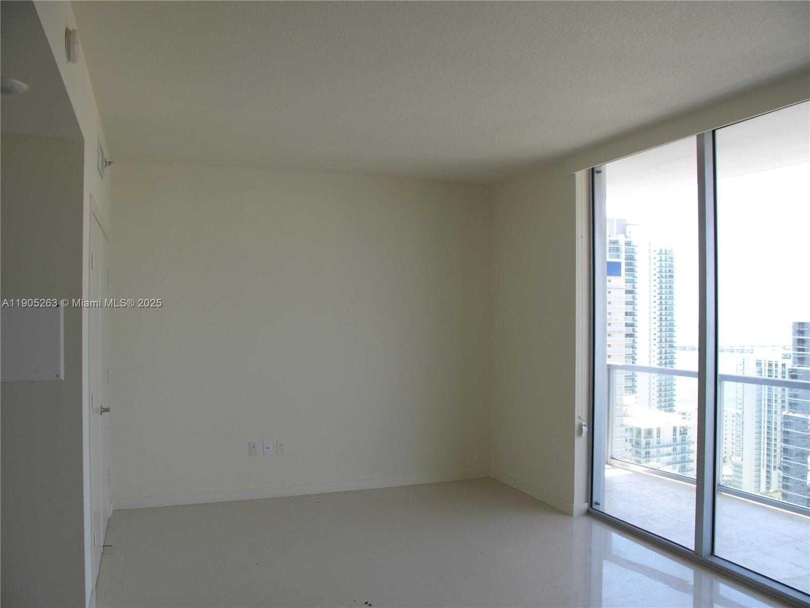 Small Image of 1060 BRICKELL AVE #3615, Miami Number 4