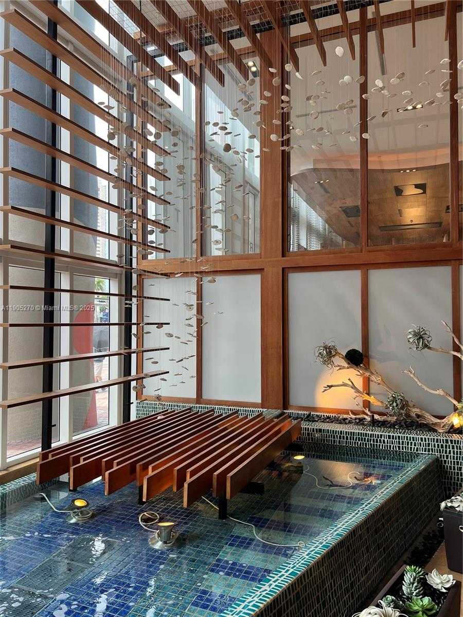 Small Image of 50 BISCAYNE BLVD #1809, Miami Number 16