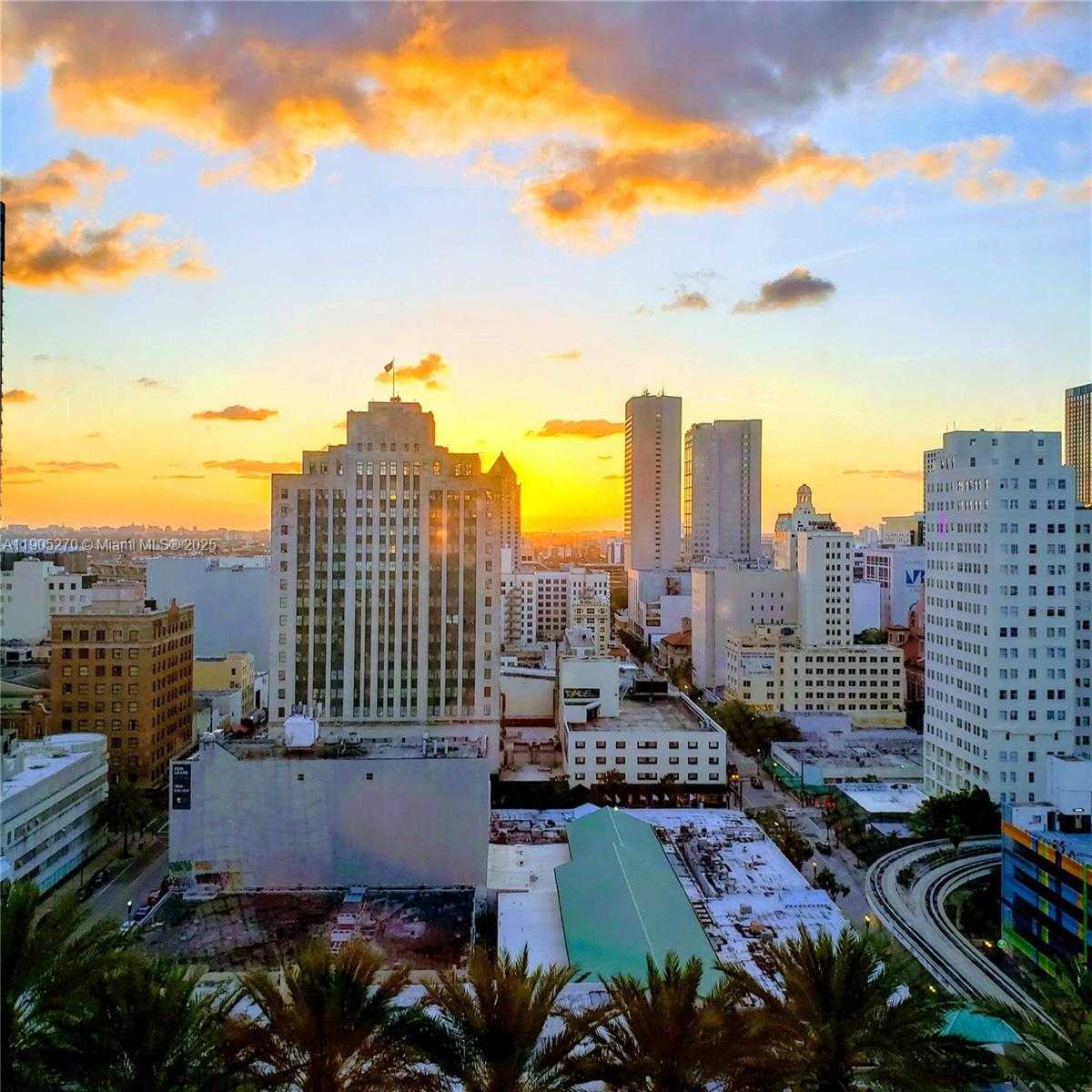 Small Image of 50 BISCAYNE BLVD #1809, Miami Number 9