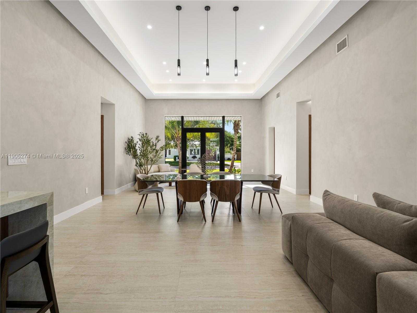 Small Image of 543 NORTH EAST 109TH ST, Miami Number 23