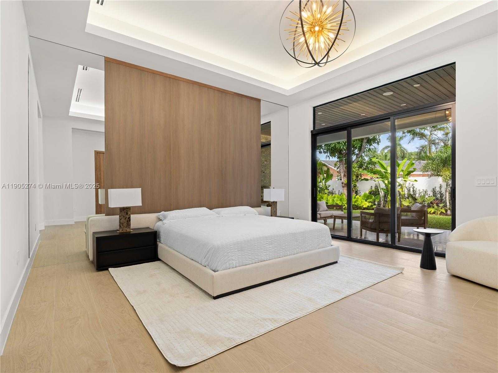 Small Image of 543 NORTH EAST 109TH ST, Miami Number 33