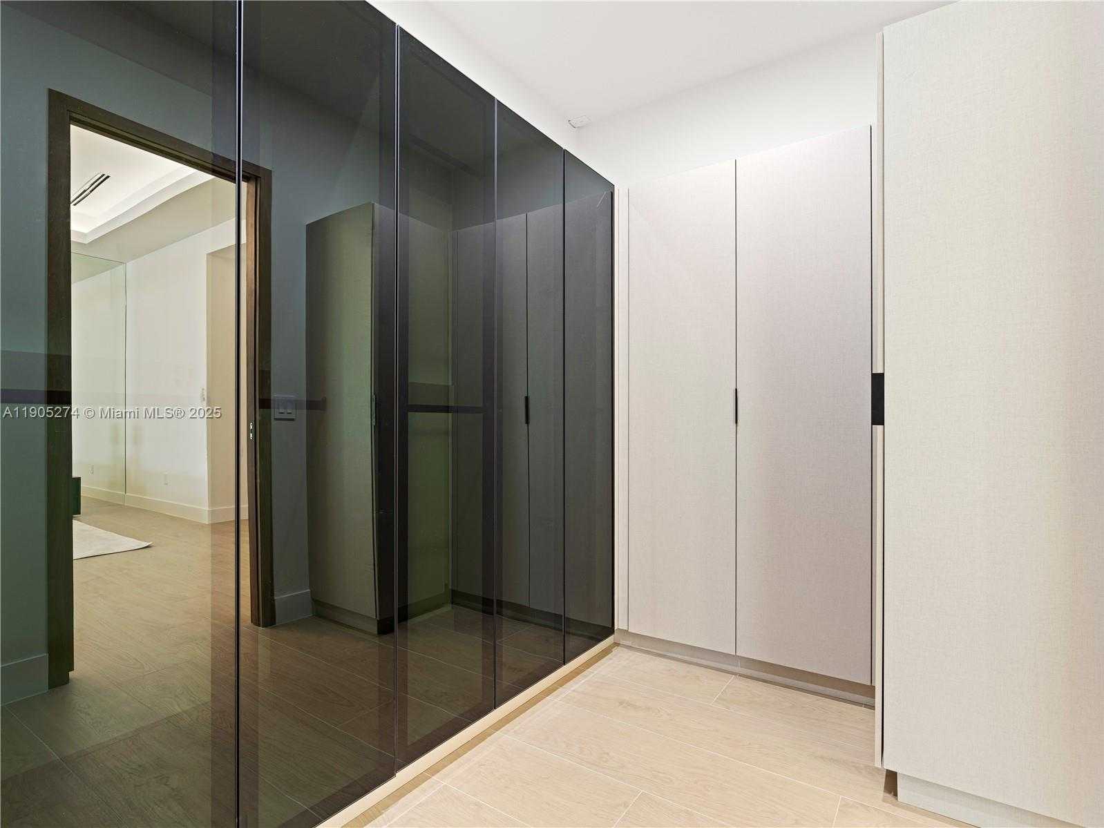 Small Image of 543 NORTH EAST 109TH ST, Miami Number 42