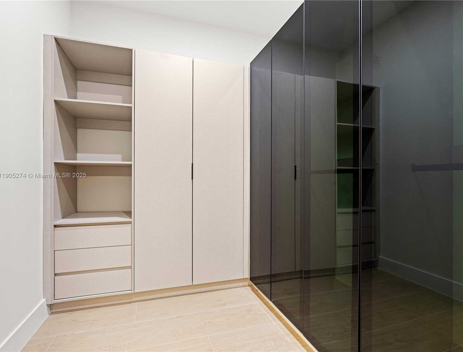 Small Image of 543 NORTH EAST 109TH ST, Miami Number 43