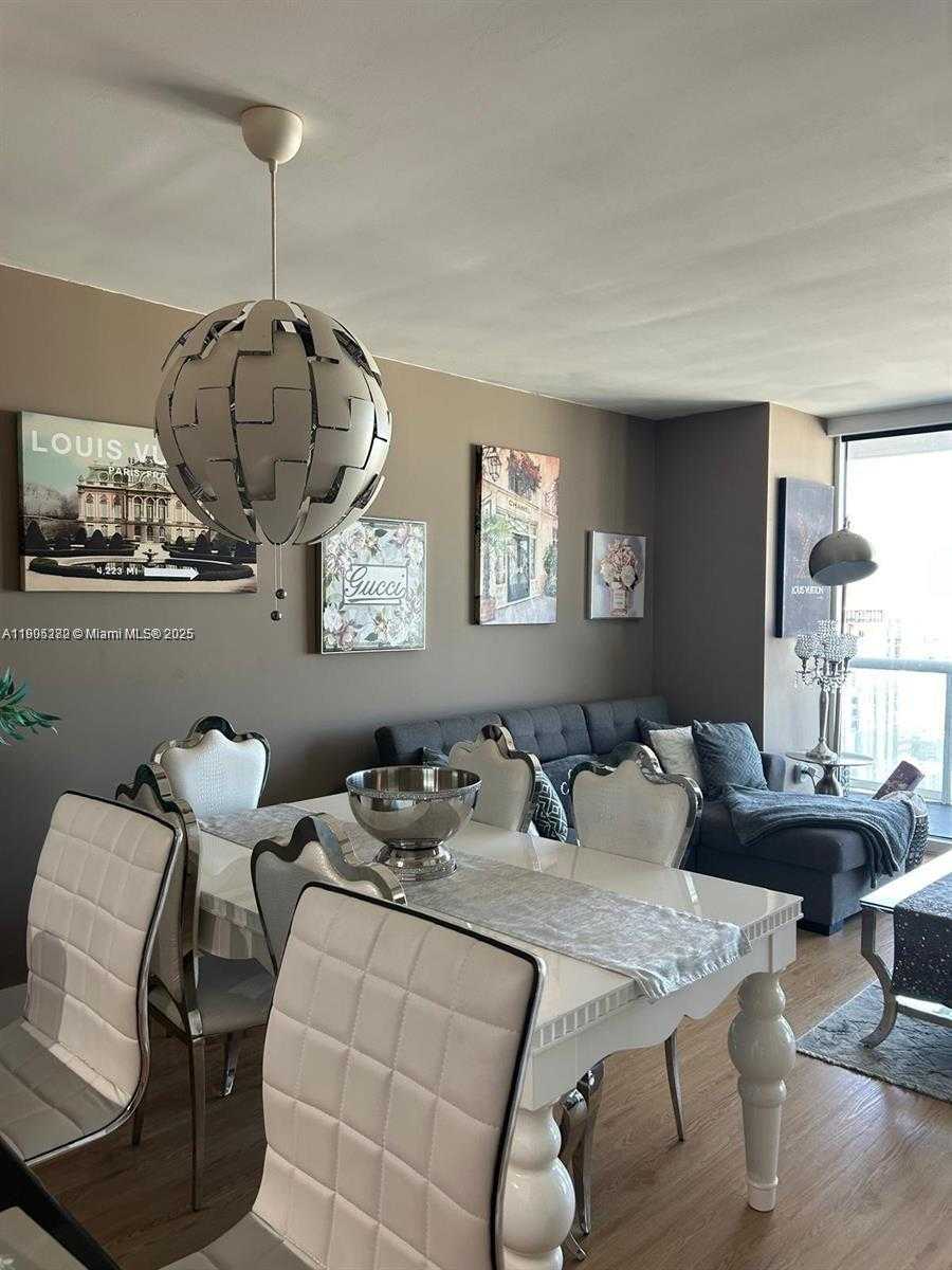 Small Image of 50 BISCAYNE BLVD #4607, Miami Number 16