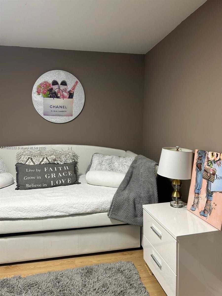 Small Image of 50 BISCAYNE BLVD #4607, Miami Number 20