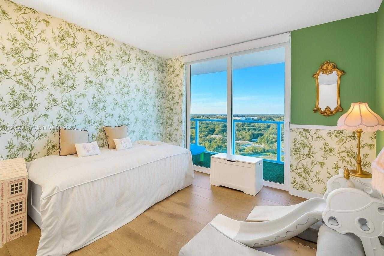 Small Image of 4250 BISCAYNE BLVD #1502, Miami Number 10