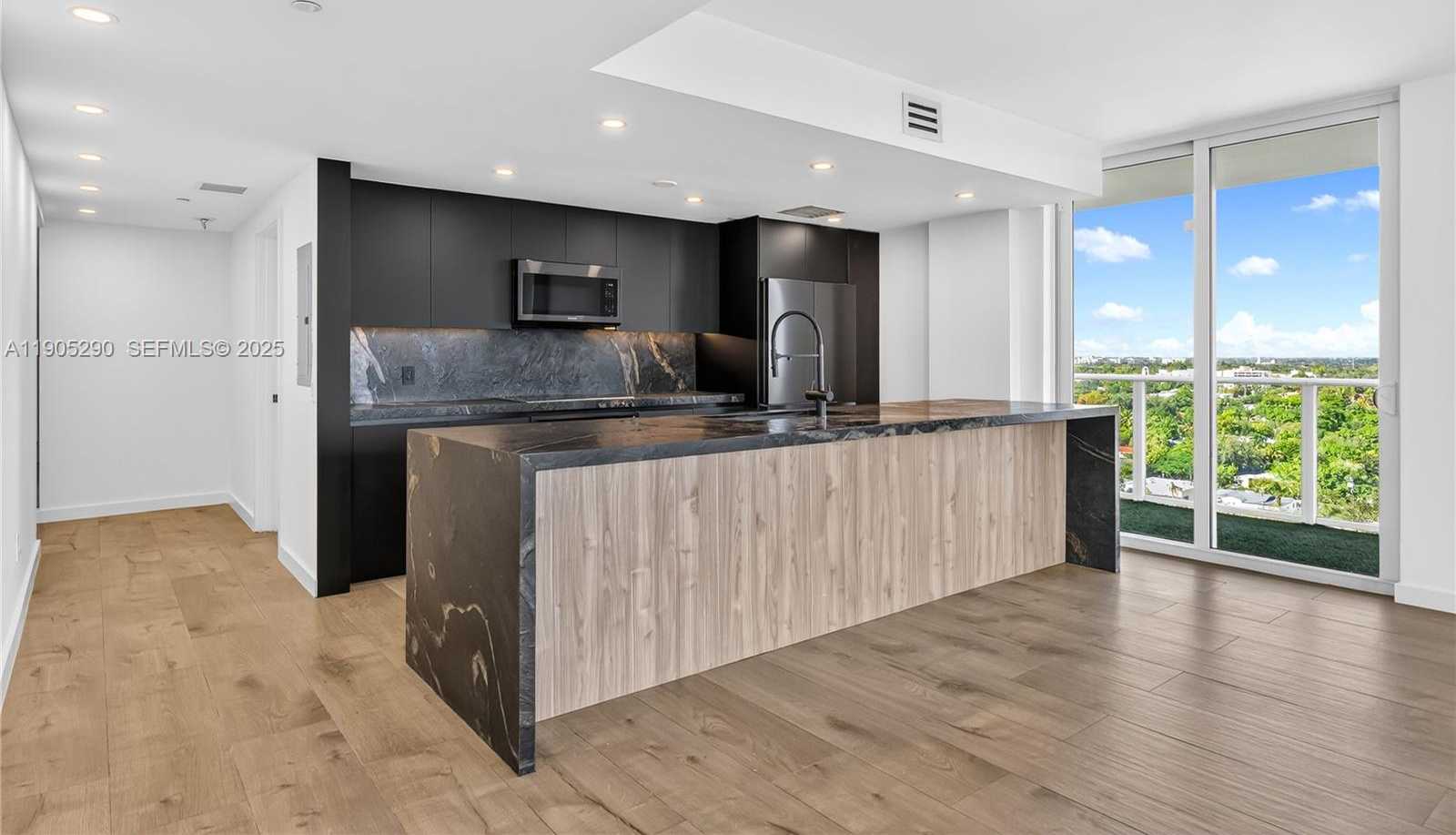 Small Image of 4250 BISCAYNE BLVD #1502, Miami Number 33