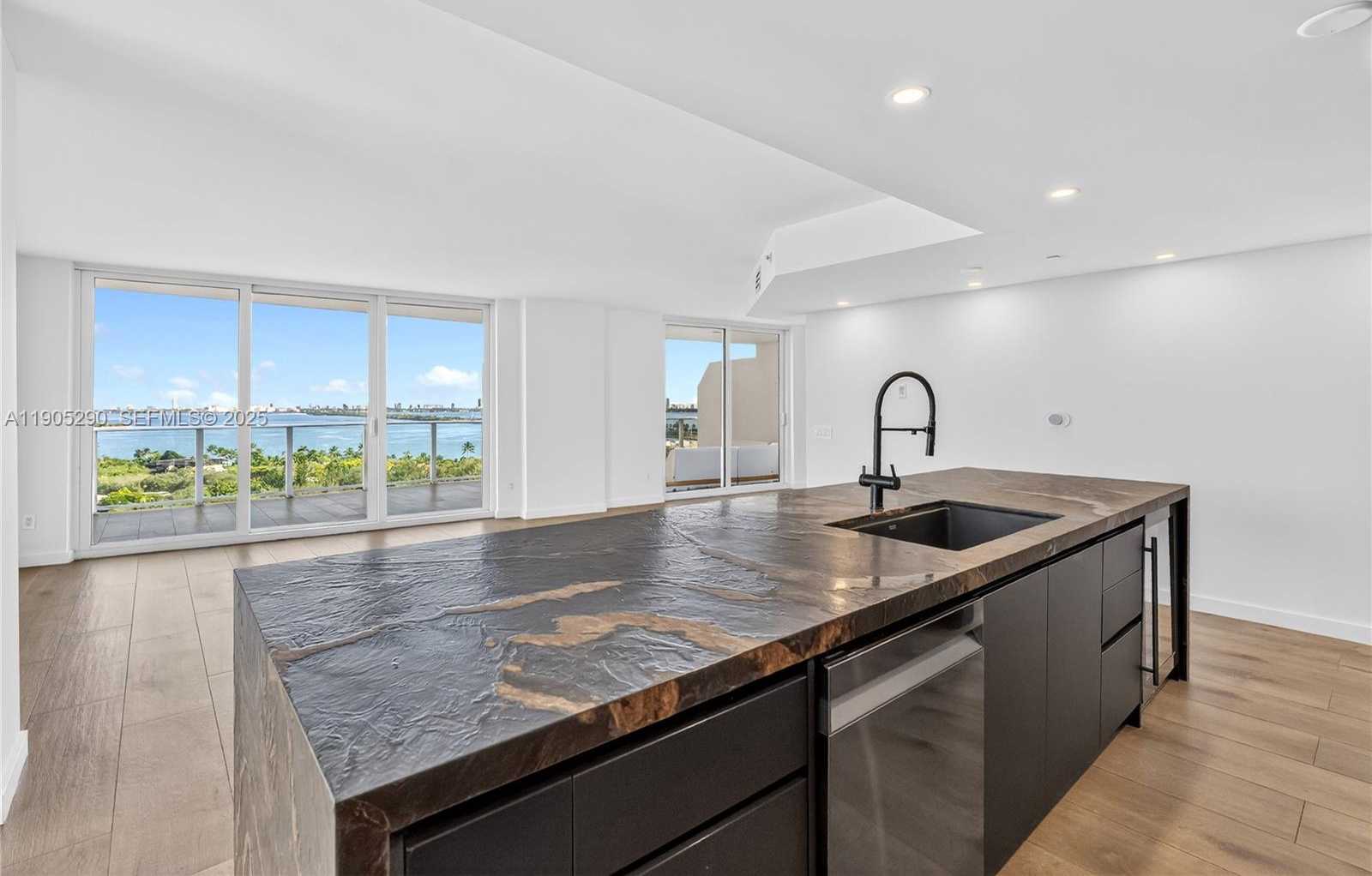 Small Image of 4250 BISCAYNE BLVD #1502, Miami Number 36