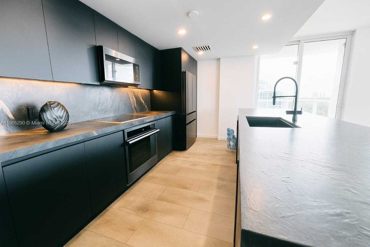 Small Image of 4250 BISCAYNE BLVD #1502, Miami Number 8