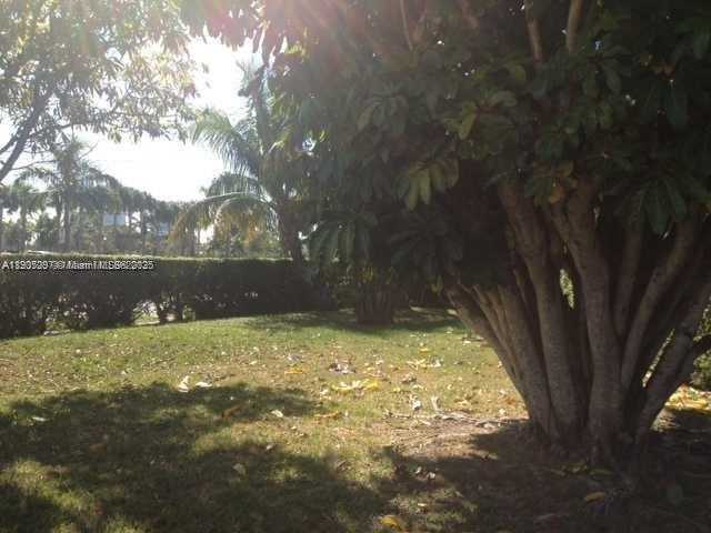 Small Image of 1100 NORTH SHORE DR, Miami Beach Number 9