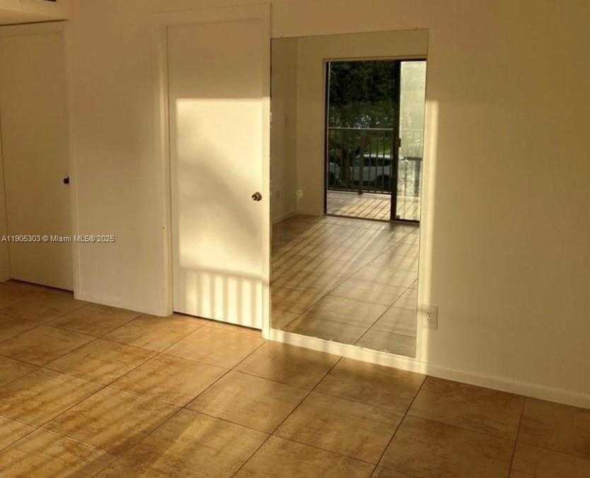 Small Image of 530 SOUTH PARK RD #26-11, Hollywood Number 8