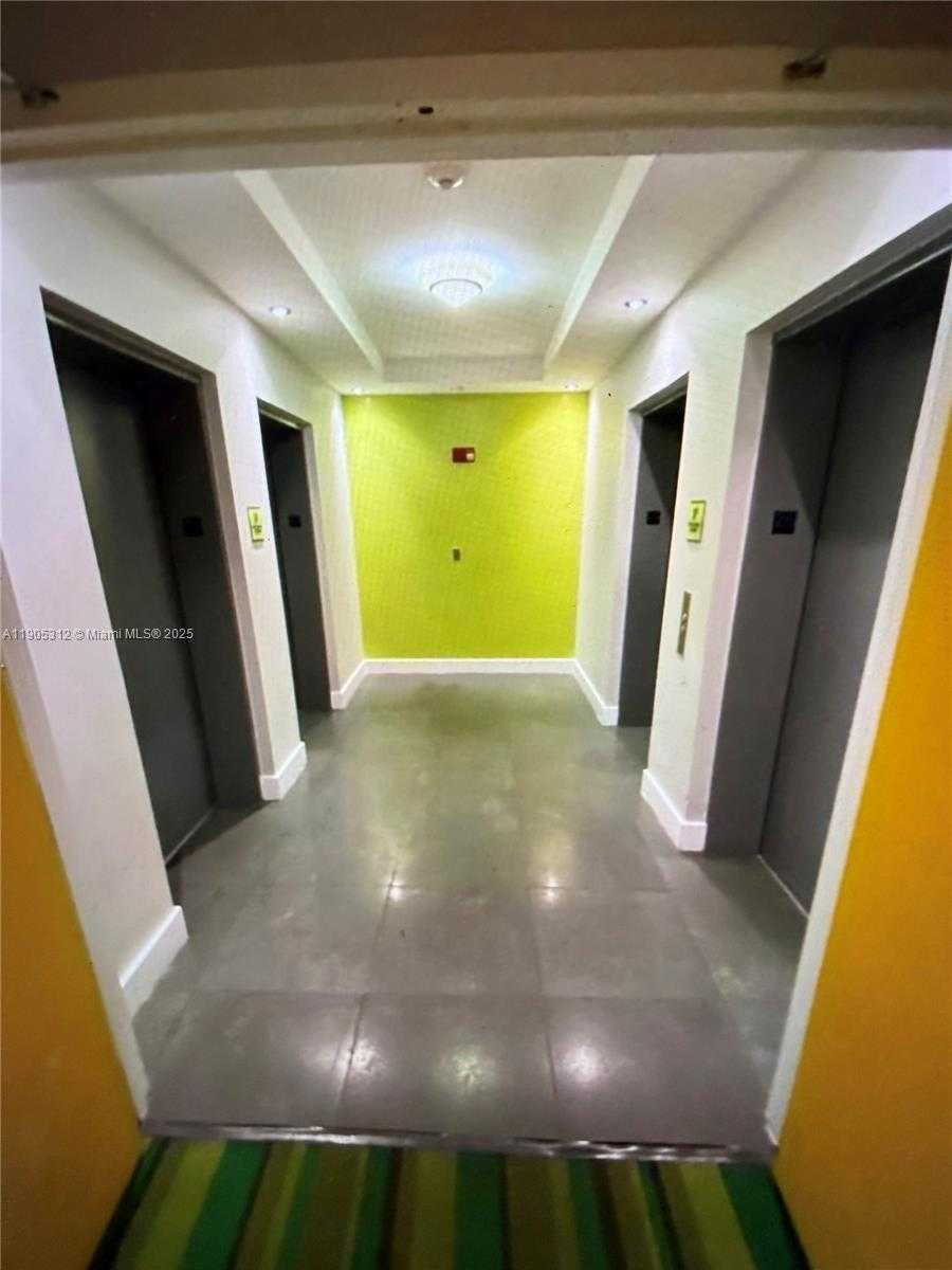 Small Image of 133 NORTH EAST 2ND AVE #2611, Miami Number 7