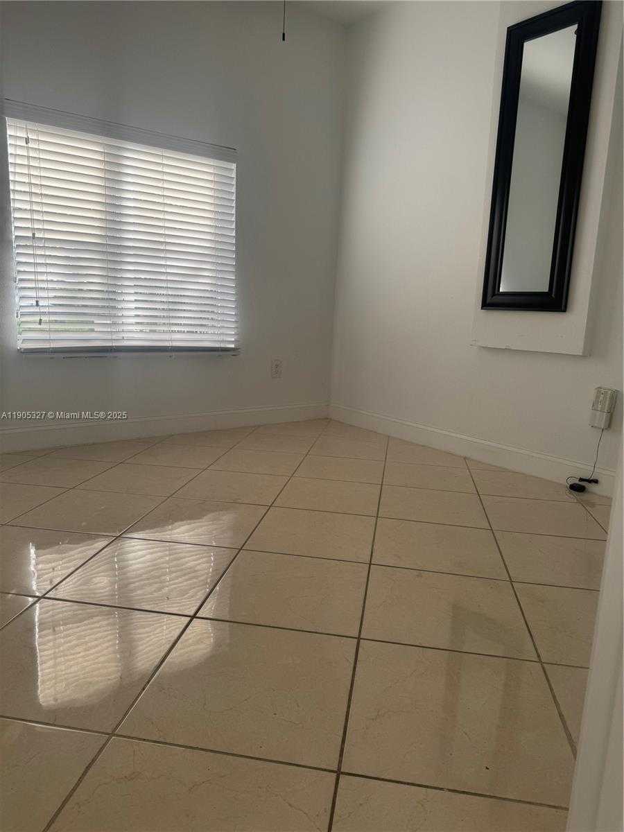 Small Image of 1150 SOUTH WEST 154TH AVE, Miami Number 4